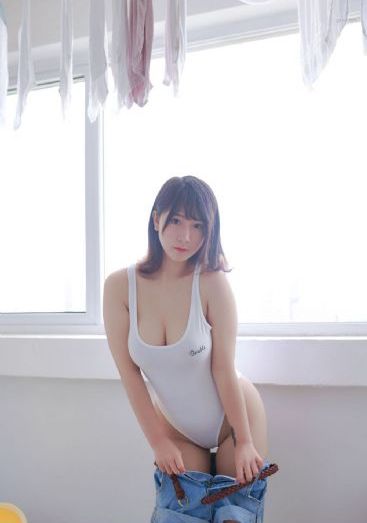 国产欧美久久久精品二区仙踪林_HD在线观看完整版