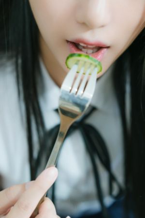 日韩二区视频_高清完整版免费在线观看
