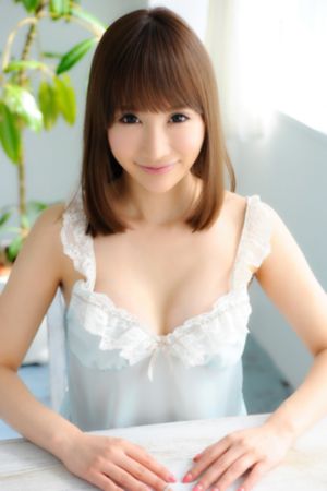 日本乳喷榨乳奶水视频_剧情片免费播放