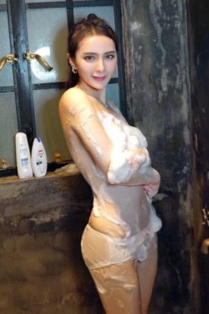 国产丝袜美腿老师在线看_蓝光免费观看