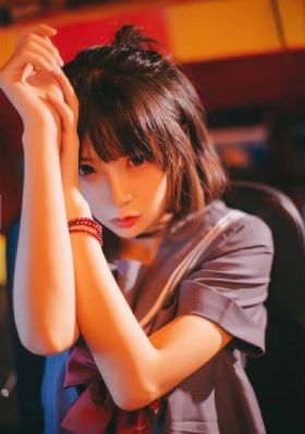 色娜娜精品视频在线播放_免VIP免费在线观看