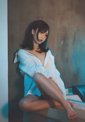 国产三级精品久线在线观看_未删减完整版