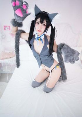 久久东京国产中文字幕_BD英语在线观看完整版
